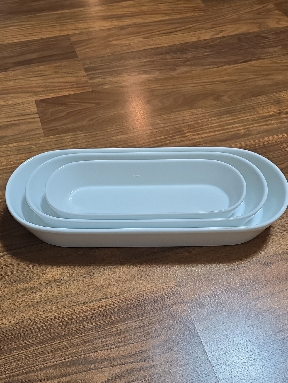 Crate&Barrel Oblong Nesting White Porcelain Serving Dishes